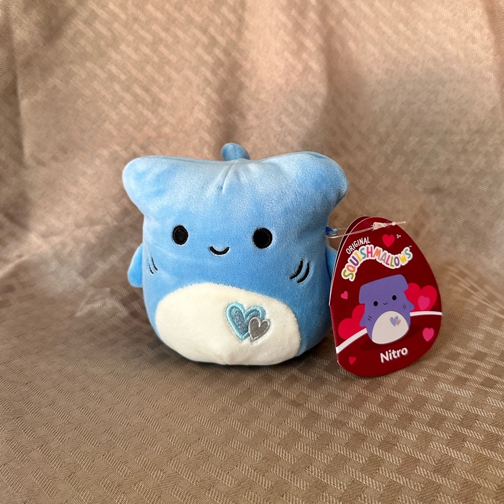 NWT Nitro Shark 4” Valentine’s Squishmallow